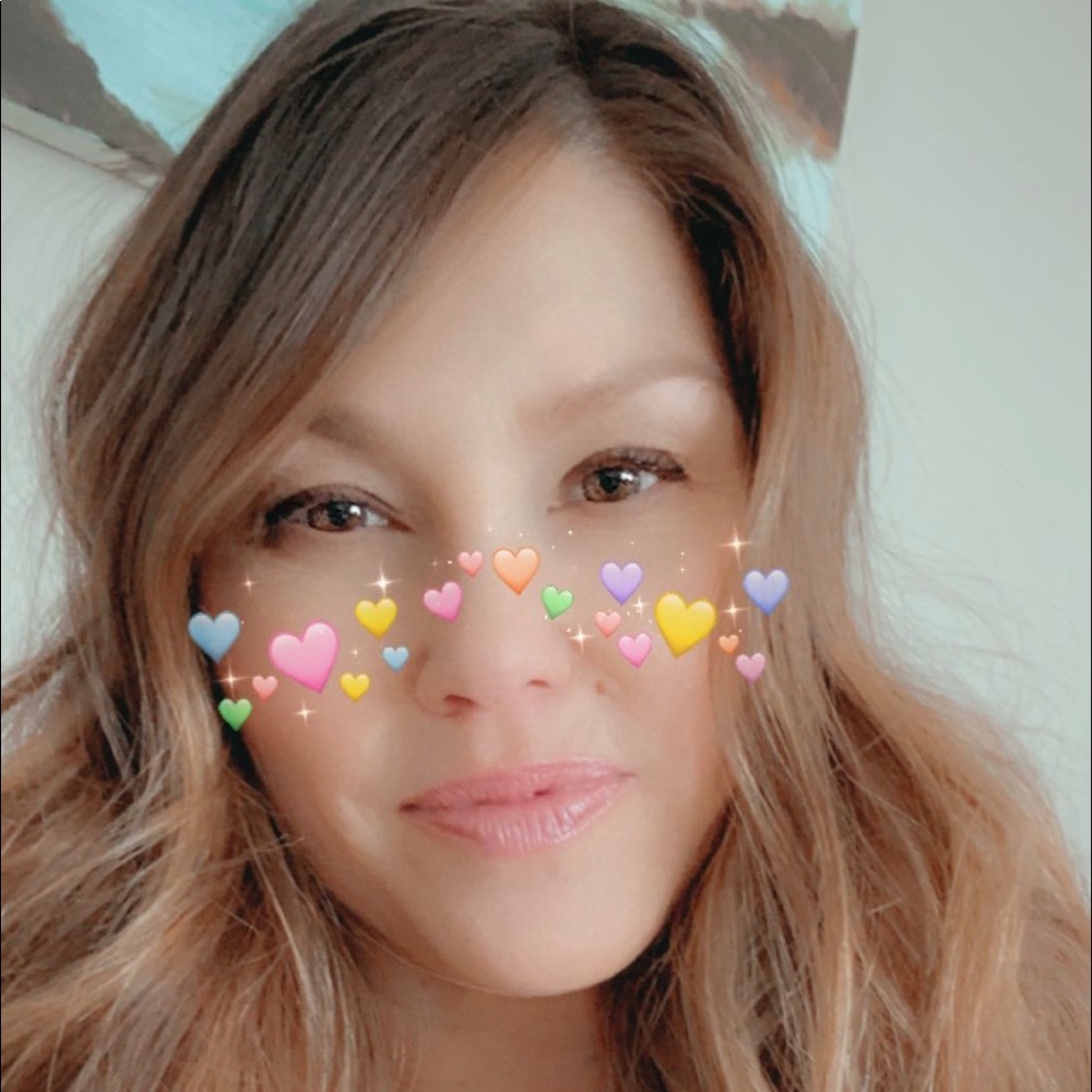 Meet your Posher, Stephanie